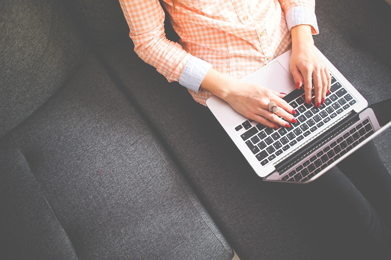 Student online homeschool learning